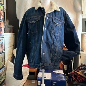 Gap denim jean jacket shearling lined, size Large